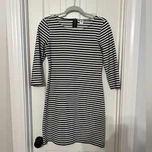 Old navy shift dress, black and white stipes, women’s small, 3-qtr sleeves